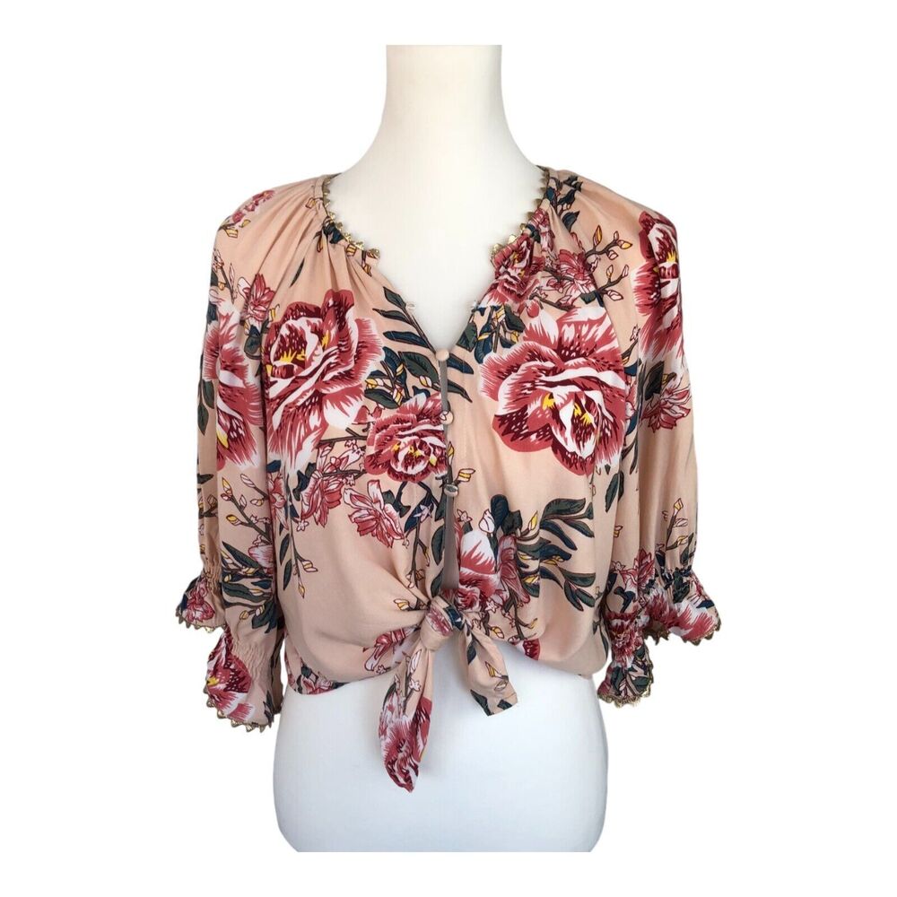 Z&L Made With Love Short Sleeve Floral‎ V Neck Front Tie Cropped Top Sz M